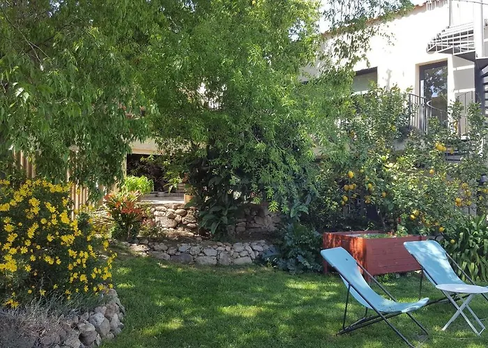 La Casa Dels Lledoners